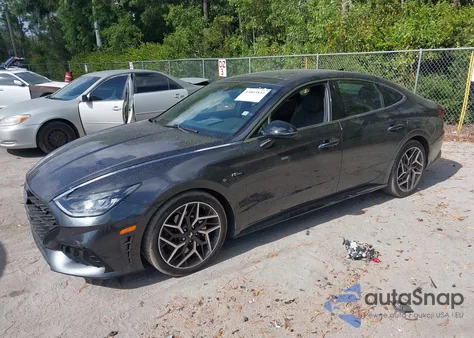 2021 Hyundai Sonata N Line z USA, uszkodzony, nr VIN 5NPEK4JC6MH126534